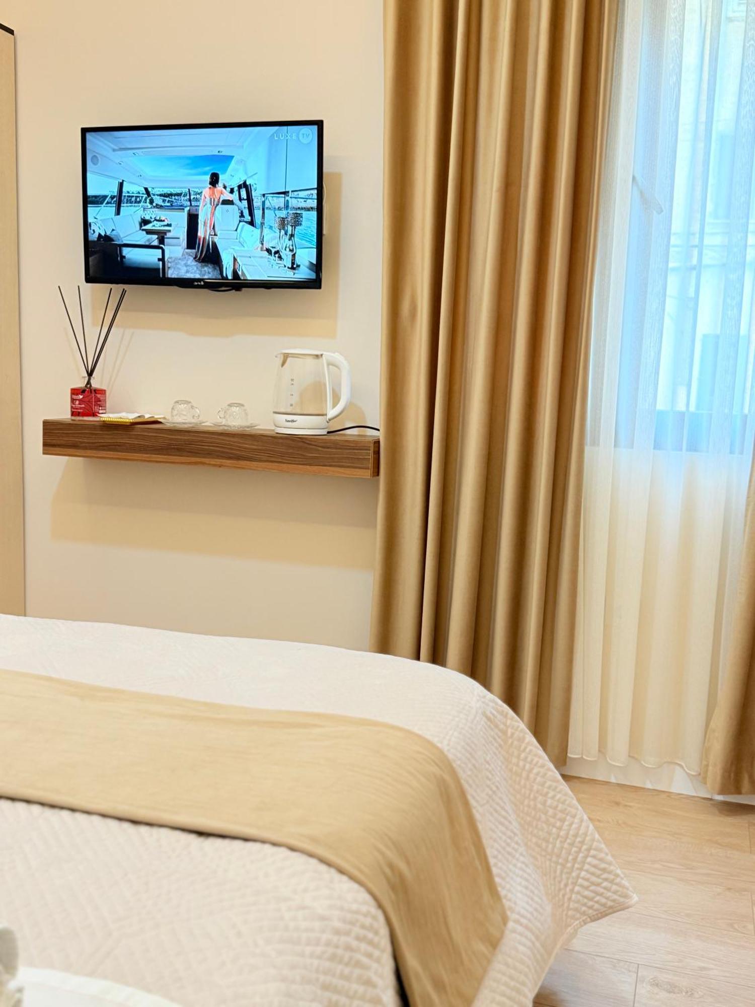 Centrum 3* Tirana
